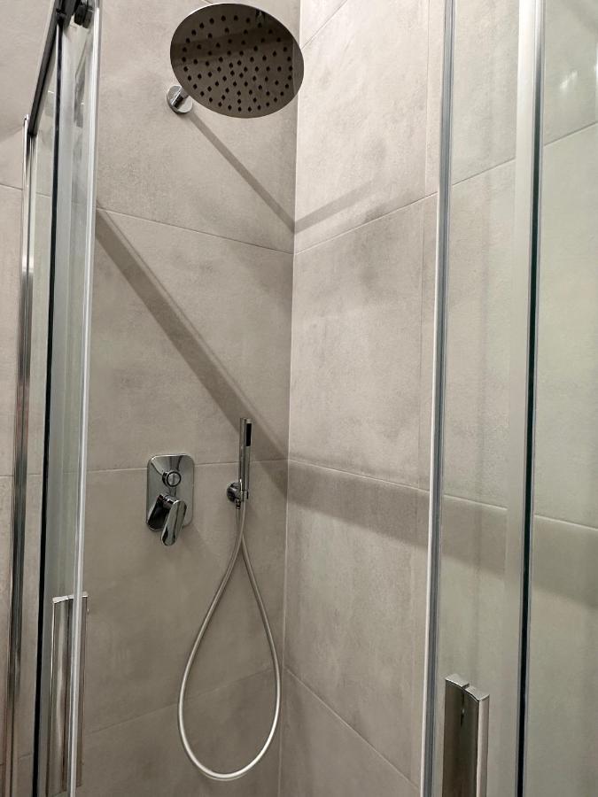 Quadruple Room Private Bathroom,1381480421:JPEG